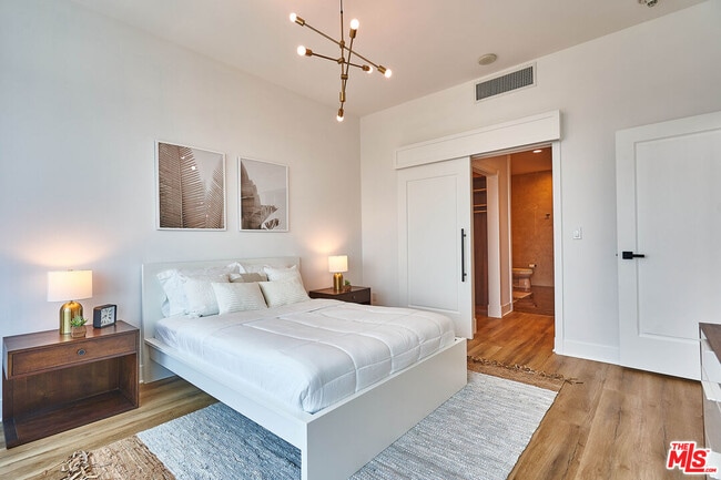 Photo - 900 W Olympic Blvd Unit 32F