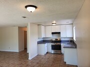 Photo - 1116 Oxford Dr Apartments