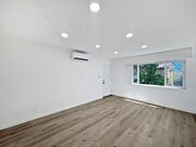 Photo - Bright & Modern 2B/1BA Upstairs Apartment Unit in th...