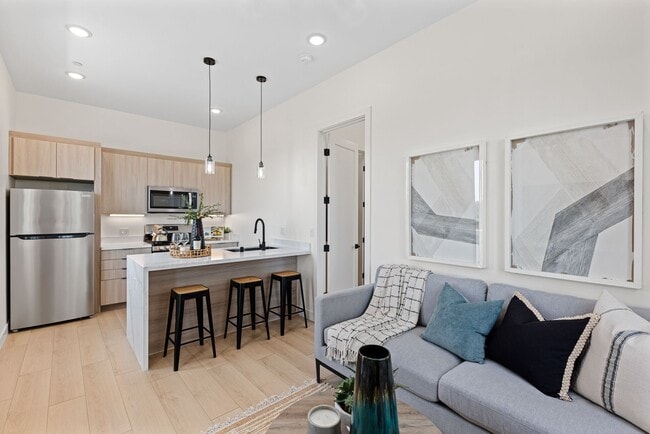 Beautiful New Affordable 1 Bedroom Home - Beautiful New Affordable 1 Bedroom Home Unit 4580 Jicarillo Ave 1
