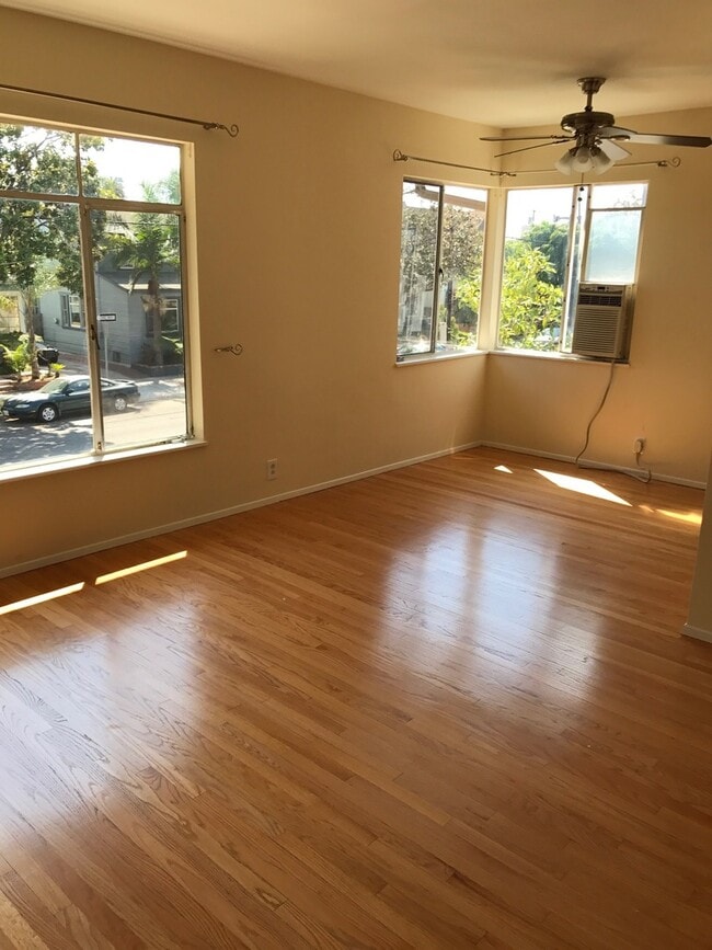 Photo - 1575 Unit 9