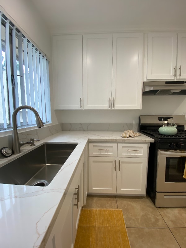 Photo - 283 S El Molino Ave Unit 7