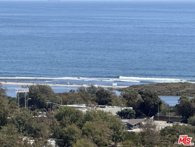 Photo - 23907 Malibu Knolls Rd