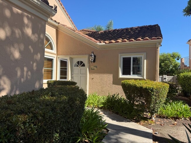 Photo - 2110 Northshore Dr Townhome