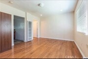 Photo - 359 W Garfield Ave Townhome