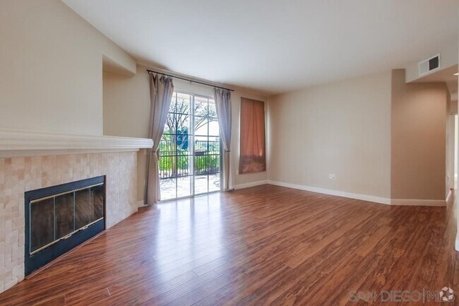 Building Photo - 12079 Tivoli Park Row Unit 4 Rental