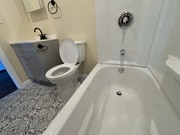 Photo - 526 W 49th St