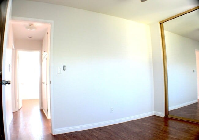 Photo - 660 S Glassell St