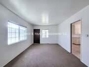 Photo - 6576 Falcon Ave