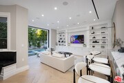 Photo - 806 N Gardner St
