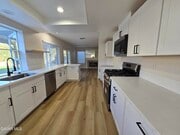 Photo - 2007 Willowbrook Ave