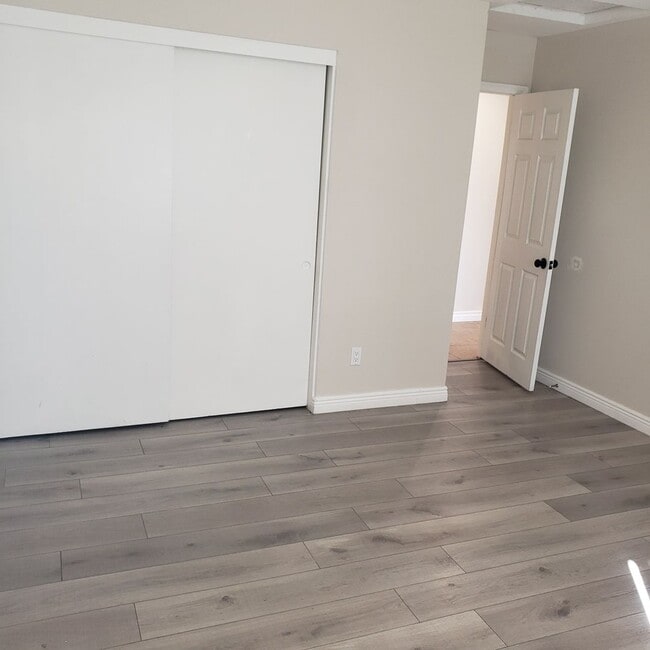 Photo - 13980 Mission St