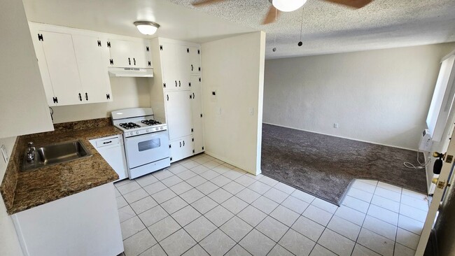 Photo - 1210 W Stoneridge Ct