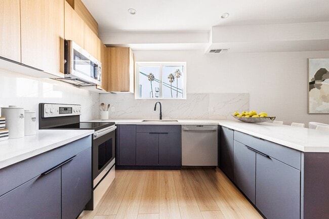 Photo - 13461 Beach Ave Unit 13463.5