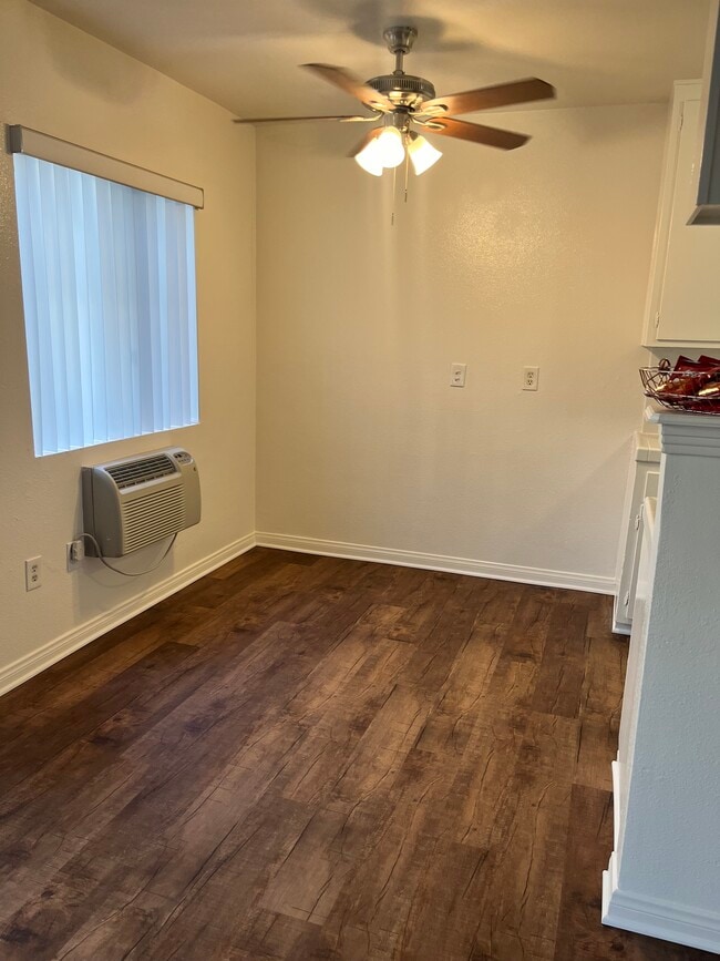 Photo - 16405 Cornuta Apartments