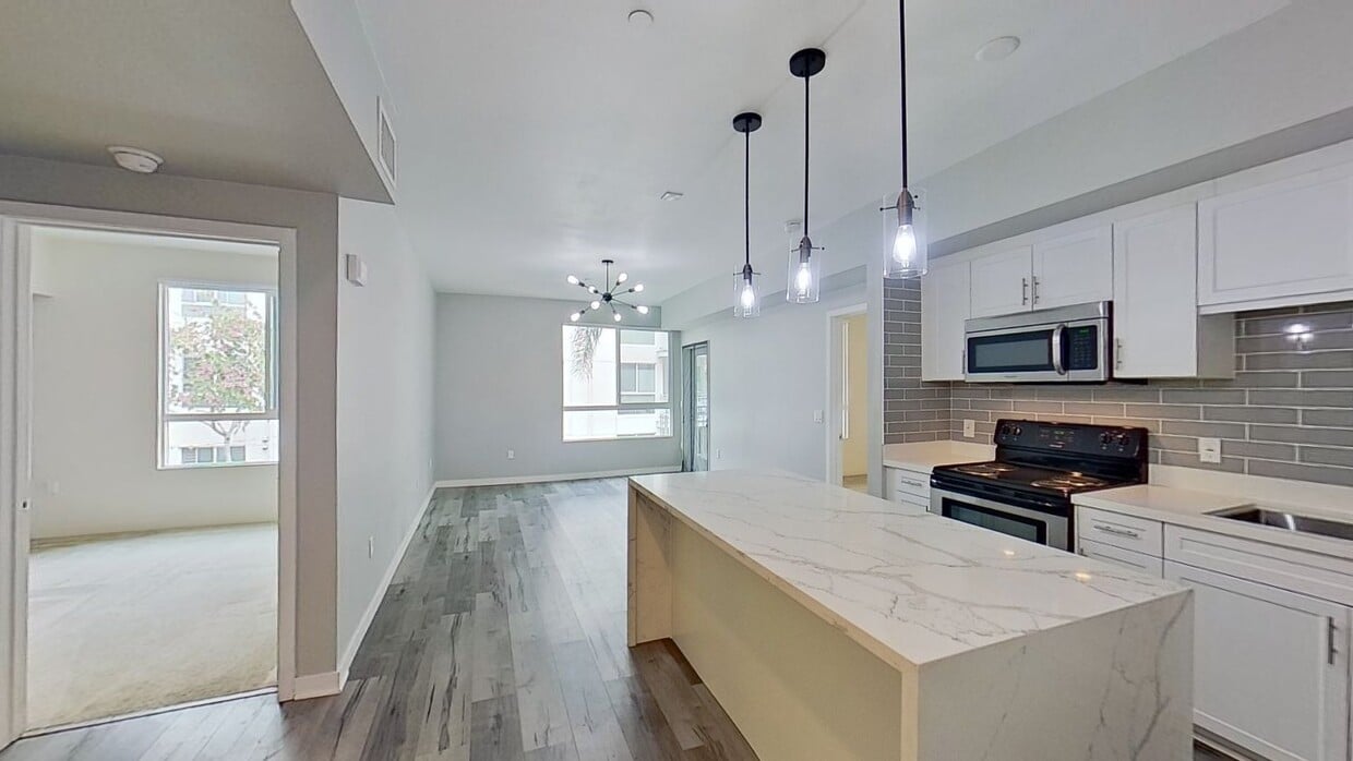 3D Tour - 12655 Bluff Creek Dr Unit 216