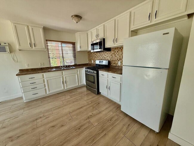 Photo - 1 bedroom in NORTH HOLLYWOOD CA 91605 Unit 102