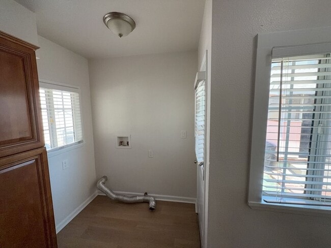 Photo - 328 Unit 35150