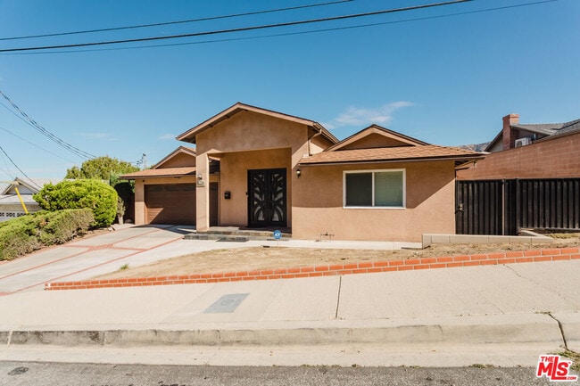 Photo - 9047 Riderwood Dr