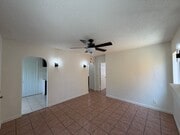 Photo - 1512 E 11th St Unit Apt B