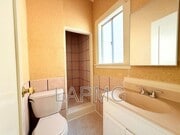 Photo - 1614 N Kenmore Ave