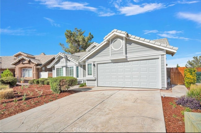 Photo - 17674 High Vista St