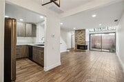 Photo - 25761 Le Parc Condo Unit 89