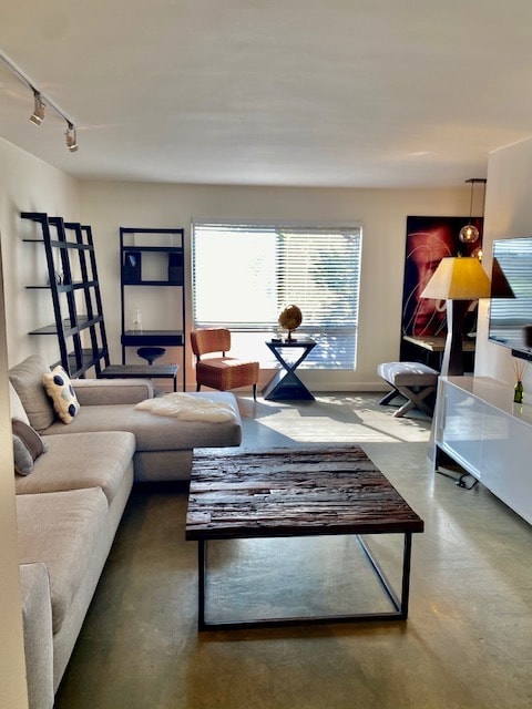 Photo - 970 Palm Ave Unit 118