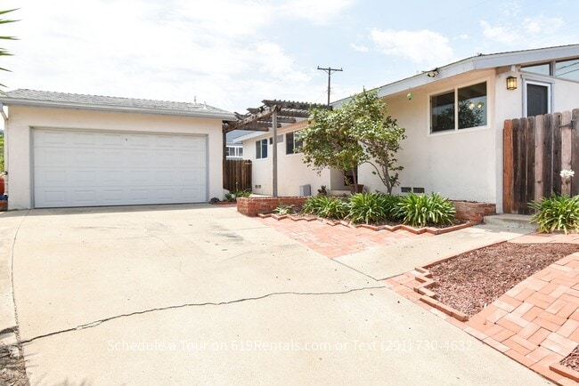 4 Bedroom, 2 Bath Home with Garage - 4 Bedroom, 2 Bath Home with Garage