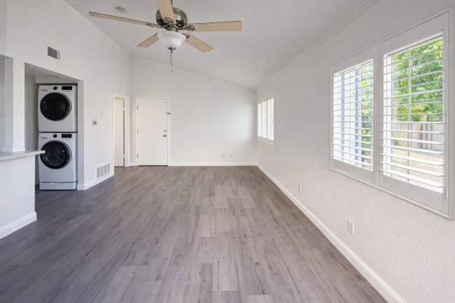 Building Photo - 26212 La Real Unit 376 D