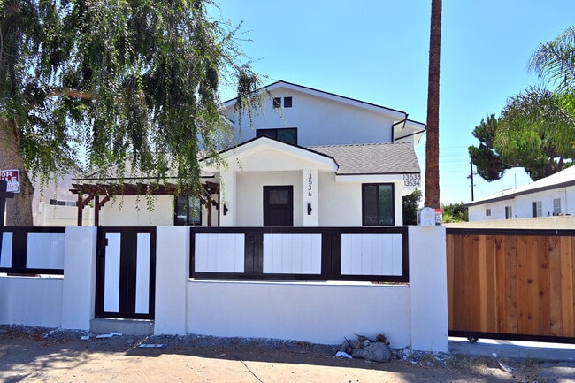 Photo - 13536 Remington St House