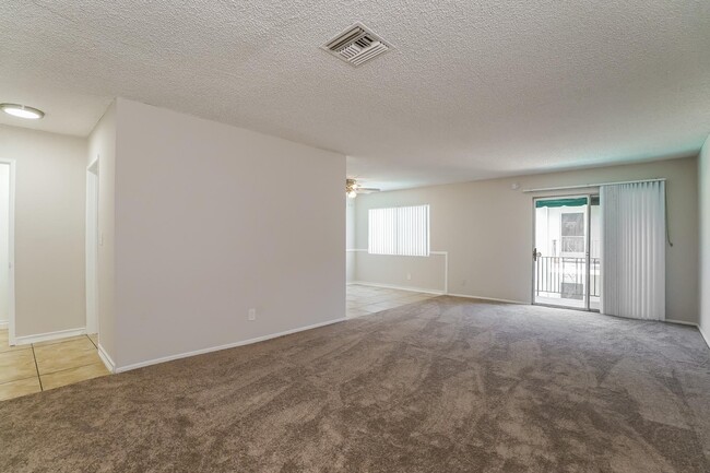 Photo - 220 E Live Oak St Unit 22