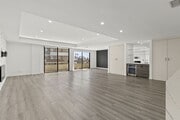 Photo - 1601 N Fuller Ave Unit 304