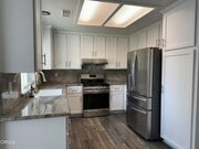 Photo - 864 E Sacramento St