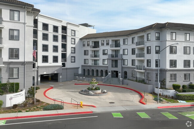 Regent Court Apartments - Regents Court