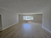 Photo - 13535 Victory Blvd Townhome