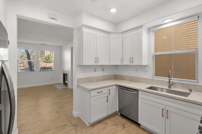 Photo - 4BR Gated Riverside Home | Fireplace | 2-Car Garage | Washer/Dryer | 3D Tour