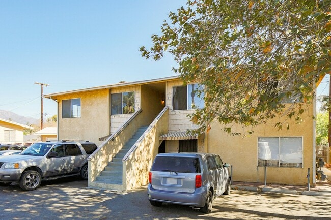Building Photo - 536 N 5th St Rental