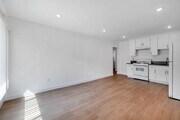 2BD, 1BA - 850SF - Living Room - 3900 Nicolet Ave Apartments