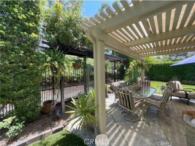 Photo - 17 Thornbird