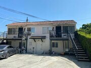 Photo - 448 W 41st Pl