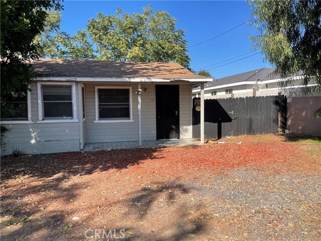 Building Photo - 1543 W Orange Grove Ave