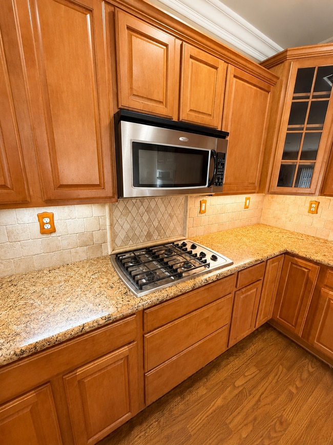 Photo - Spacious 3-Bed, 3-Bath + Bonus room as office/den.  Great room - Open Kitchen with island.  Gem i...