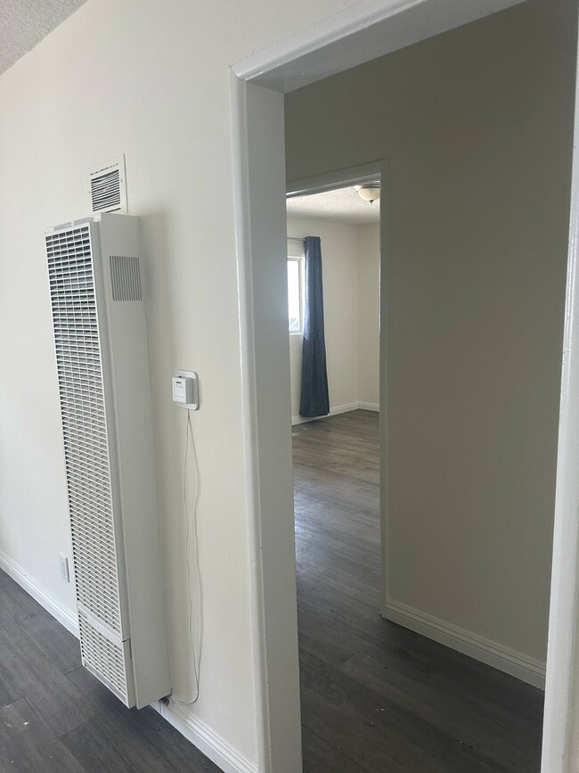 Photo - 530 Venice Way