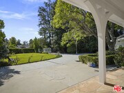 Photo - 13161 Addison St