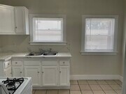 Kitchen w/ Breakfast Nook - 443 W 11th St Unit 443