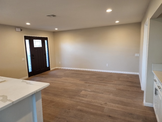 Photo - 8580 Golden Ridge Rd