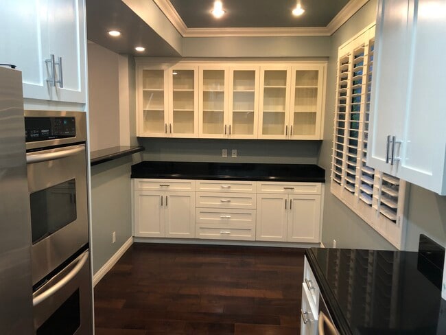 Breakfast Nook - 824 16th St