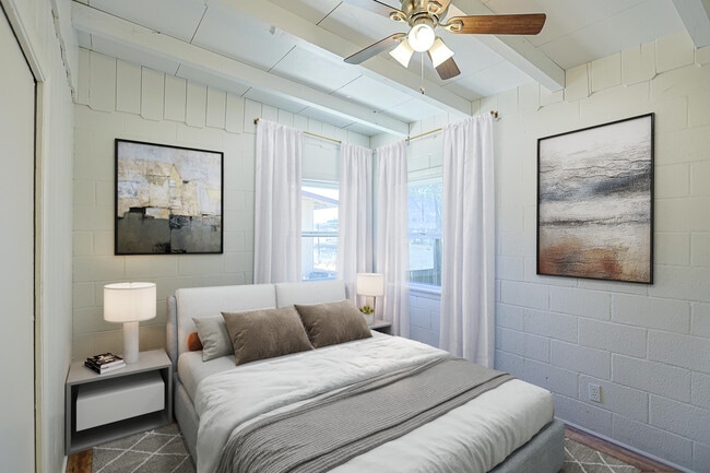 Photo - 11389 Lee Ave Unit 11389