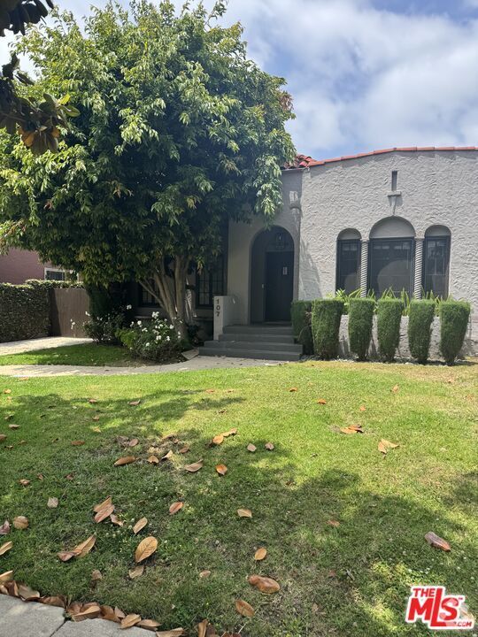 Building Photo - 107 S Lucerne Blvd Rental